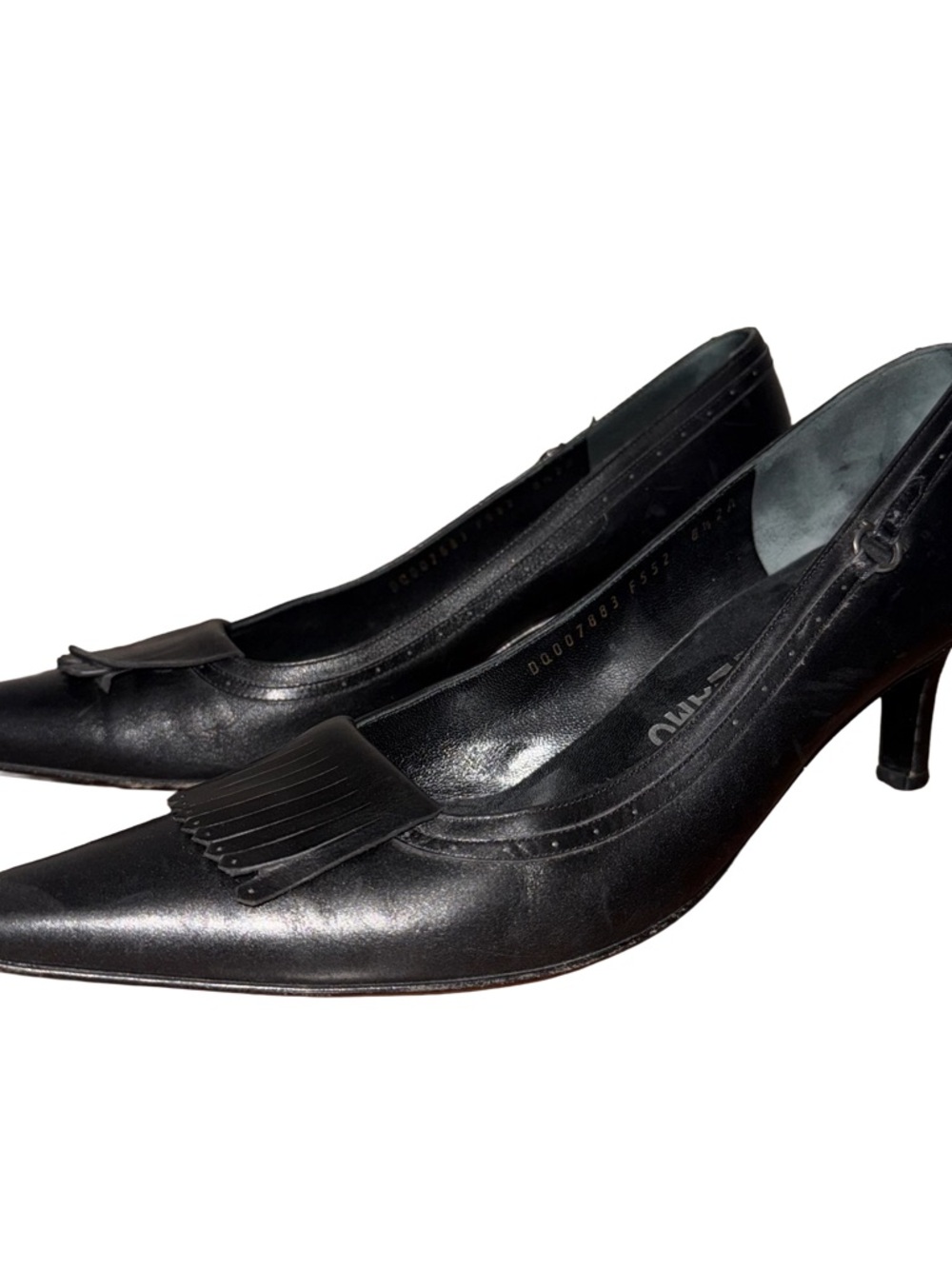 Salvatore Ferragamo Black Leather Pointed Toe Kitten Heel Pumps 8.5AA Narrow
